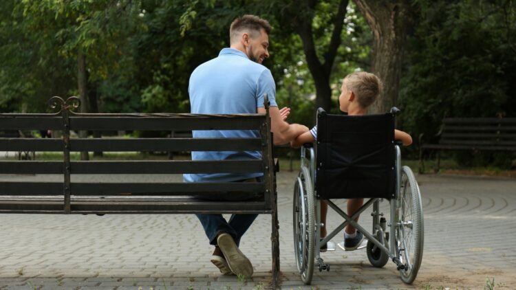 Buenas noticias para las familias: el Gobierno ofrece múltiples ayudas si tienes un hijo con discapacidad 1 El Gobierno ofrece múltiples ayudas si tienes un hijo con discapacidad