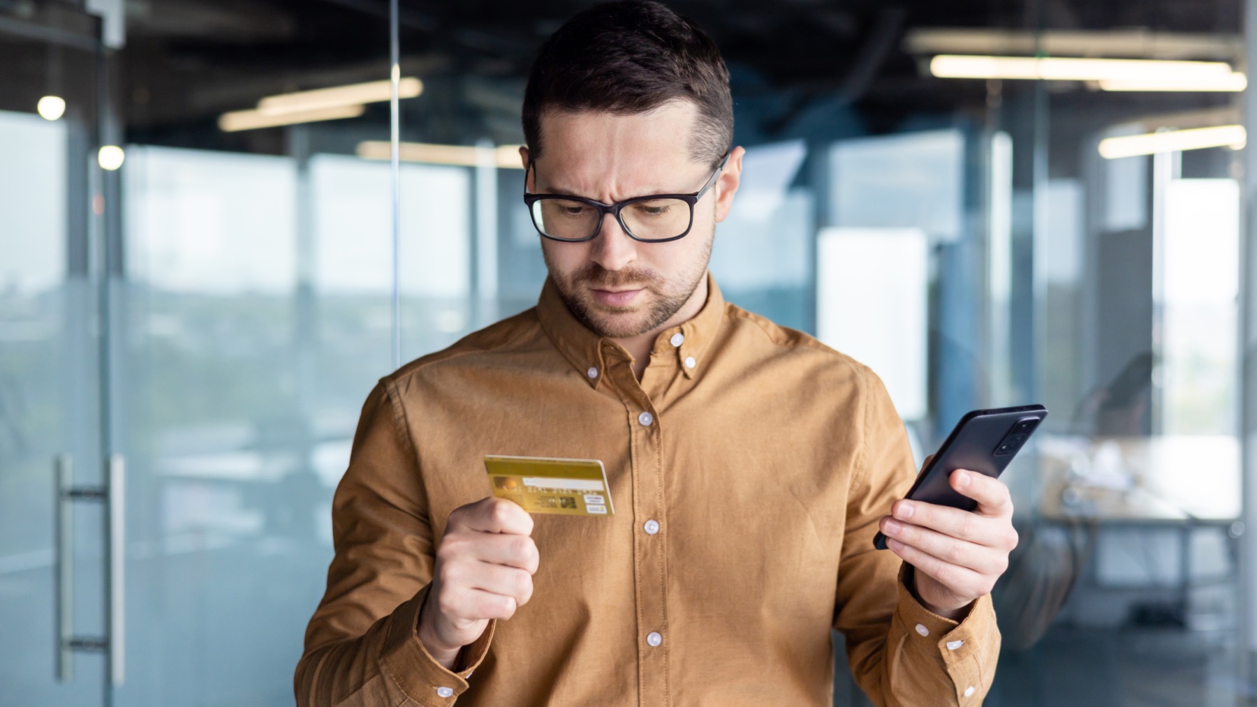 Las razones por las que te van a bloquear tu cuenta bancaria