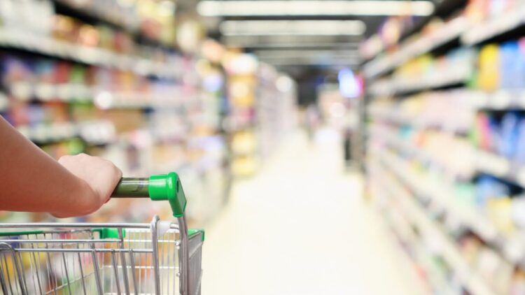 Es oficial: Mercadona, Lidl y Dia unen fuerzas contra una de las medidas estrella aprobadas por el Gobierno 1 Mercadona, Lidl y Dia unen fuerzas contra una de las medidas estrella