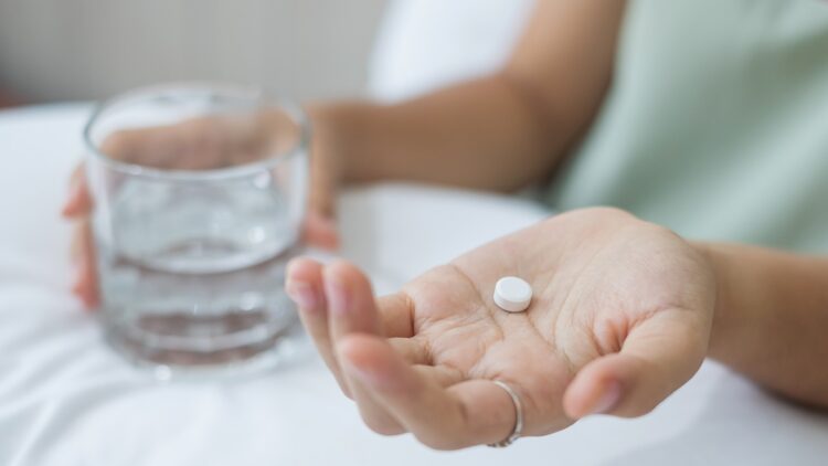 Confirmado por un experto en emergencias: esta pastilla que tienes en casa puede salvarte la vida si sufres un infarto 1 Esta pastilla que tienes en casa puede salvarte la vida si sufres un infarto