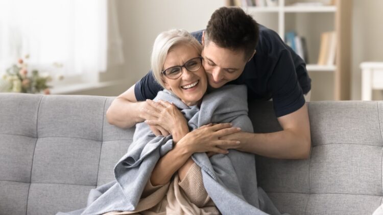 Es oficial: la Seguridad Social te regala hasta 3 años de cotización si cuidaste a tus hijos o familiares 1 Es oficial: la Seguridad Social te regala hasta 3 años de cotización