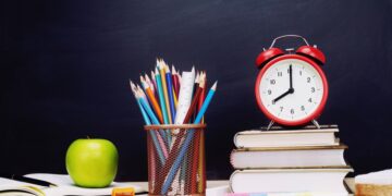 Cambia la vida a padres y madres con los nuevos horarios de los colegios