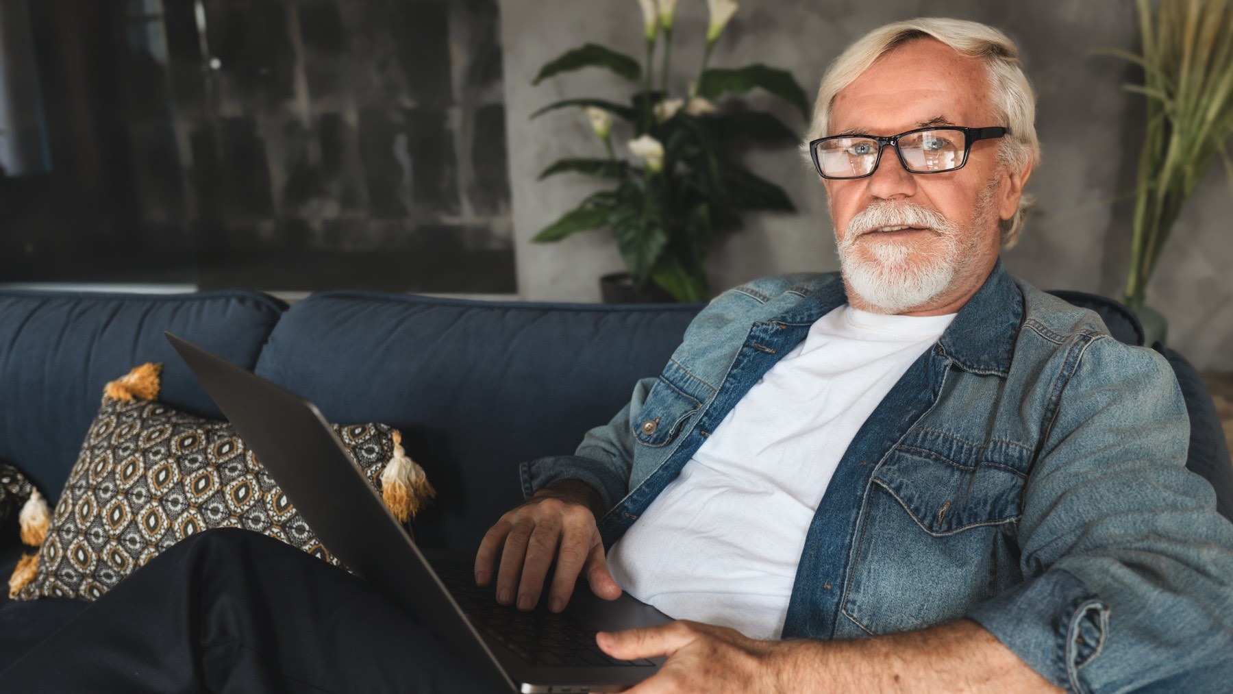 La diferencia entre lo que cobra un jubilado español y uno argentino