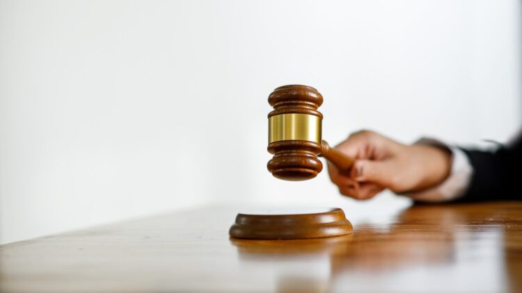 La Justicia lo avala: este es el palo de la Seguridad Social a una empresa por empezar a trabajar dos horas antes de ser dada de alta 1 La Justicia lo avala: este es el palo de la Seguridad Social a una empresa