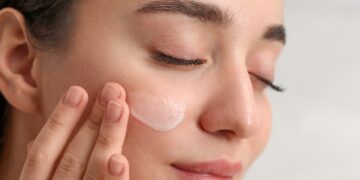 Colas en Mercadona: este tratamiento cuida y rejuvenece tu piel