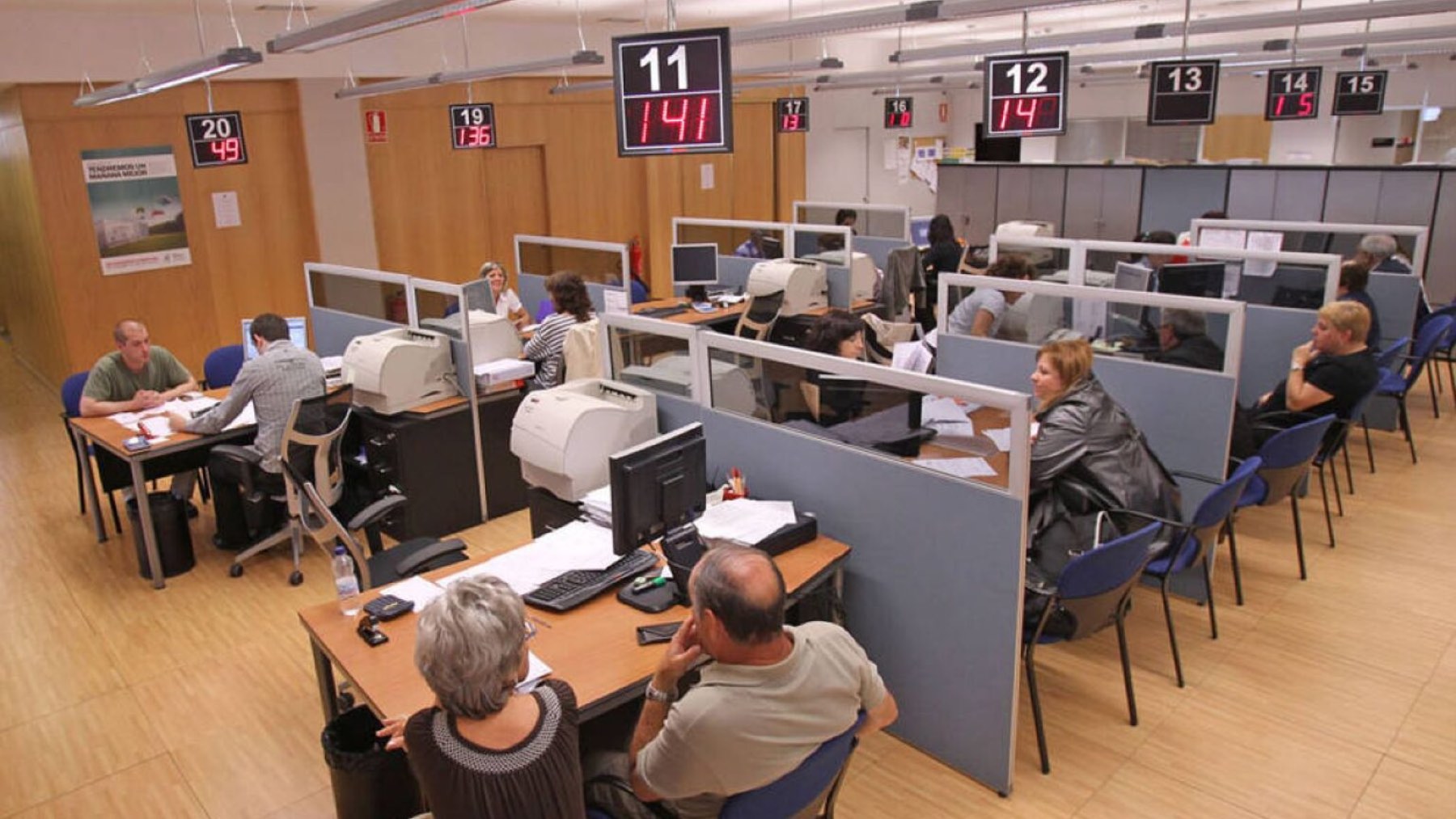 El último día para pedir cita presencial para hacer tu Declaración de la Renta