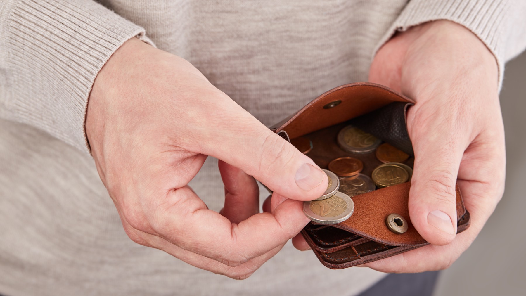 Recibe una indemnización de 8 euros tras ser despedido