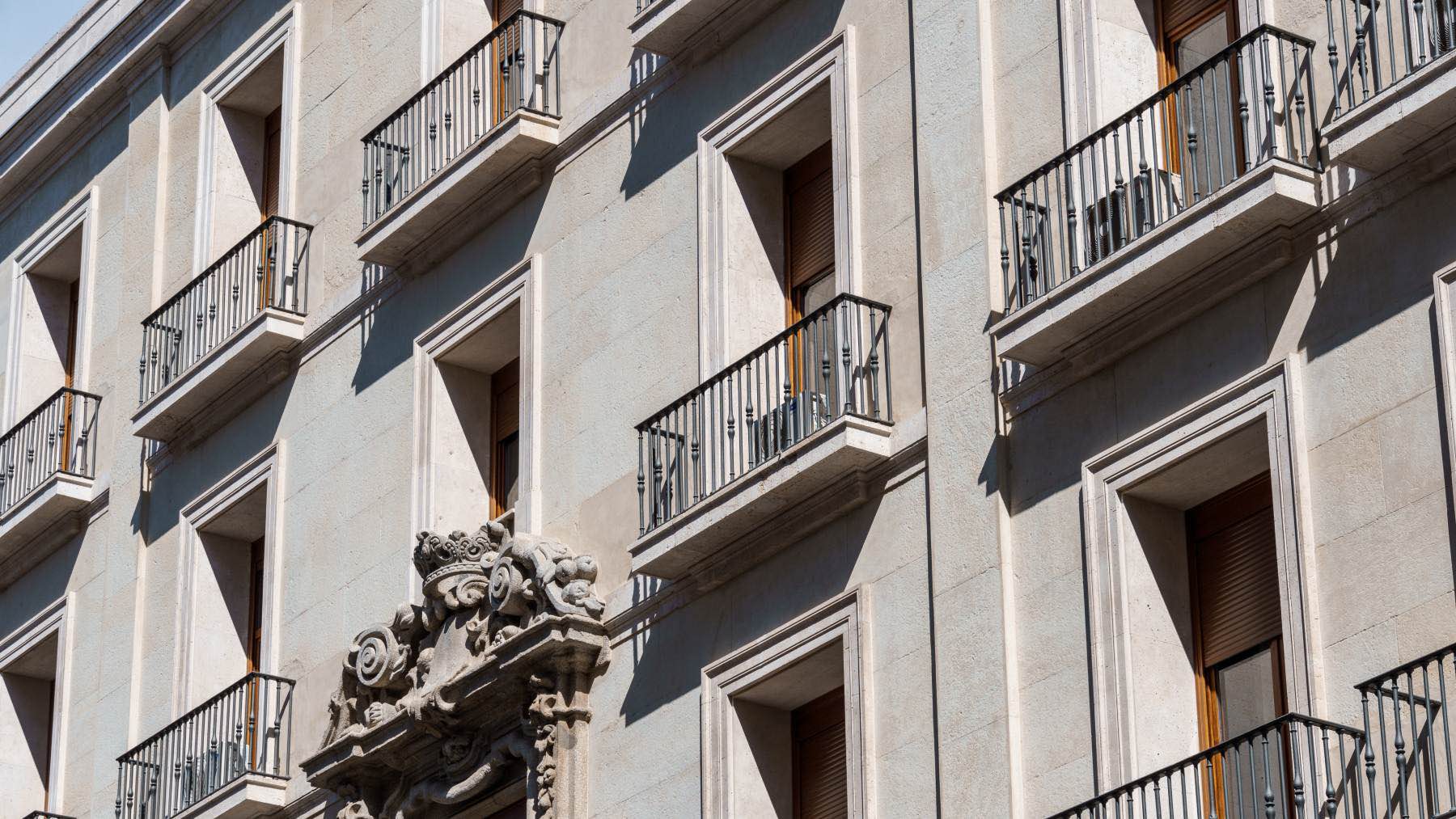 Madrid impondrá multas de hasta 100.000 euros a los pisos turísticos