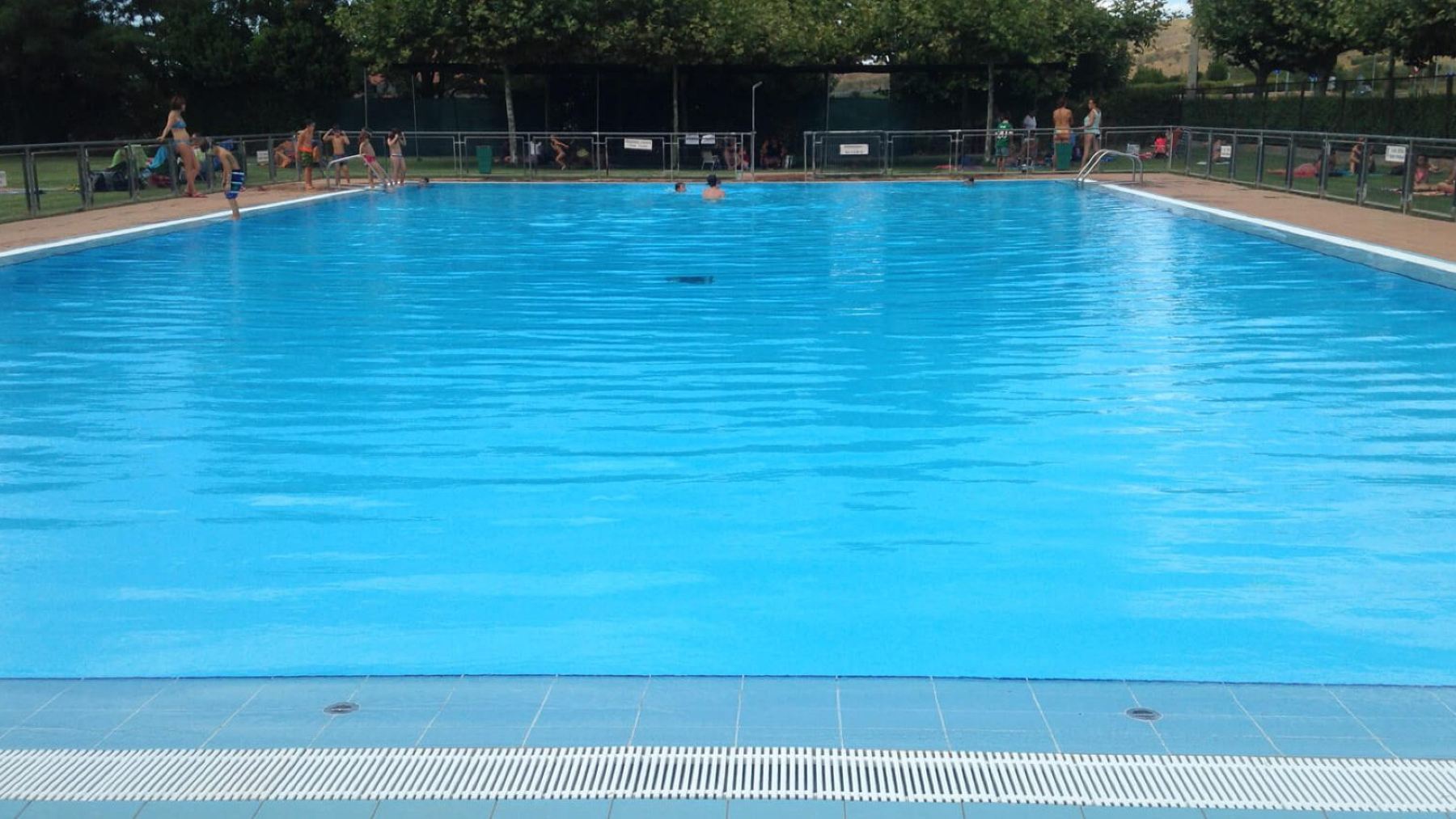 Estos son los requisitos que debe cumplir una piscina pública para considerarse accesible, según ILUNION