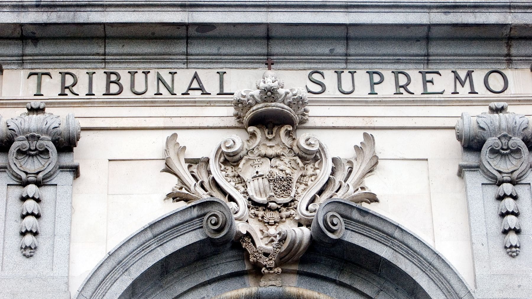 El Tribunal Supremo concede la pensión de viudedad a una mujer casada y este es el motivo