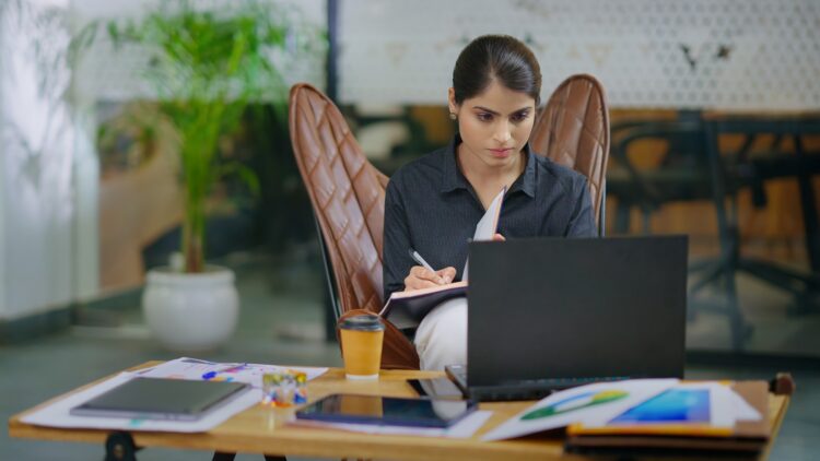 Confirmado: el Estatuto de los Trabajadores te permite elegir turno si estudias, pero con estas condiciones 1 El Estatuto de los Trabajadores te permite elegir turno si estudias