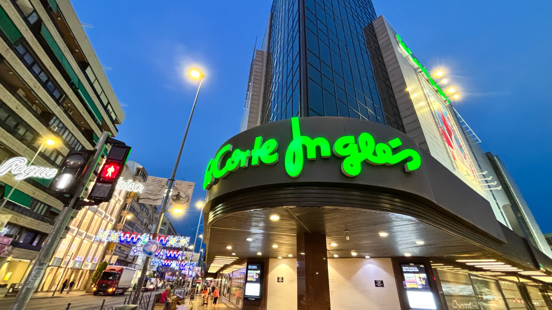 Es oficial: El Corte Inglés lanza una gran oferta de empleo