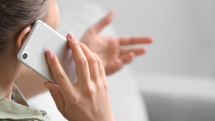 Alerta de la Policía: así es el 'método LAP', con el que podrás evitar caer en estafas de teléfonos desconocidos 1 Podrás evitar caer en estafas de teléfonos desconocidos