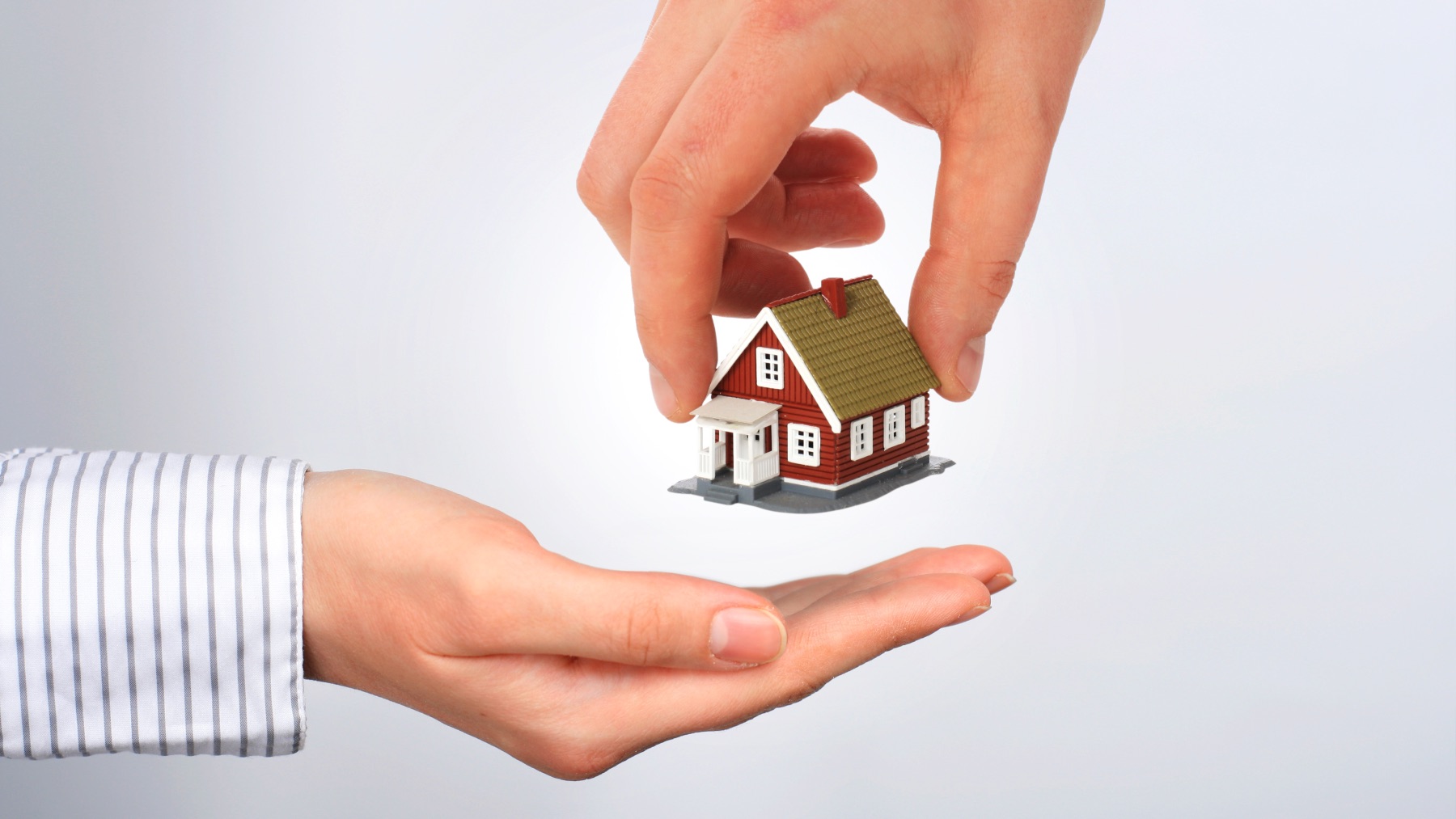 Así puedes donar tu casa a tus hijos y seguir viviendo en ella