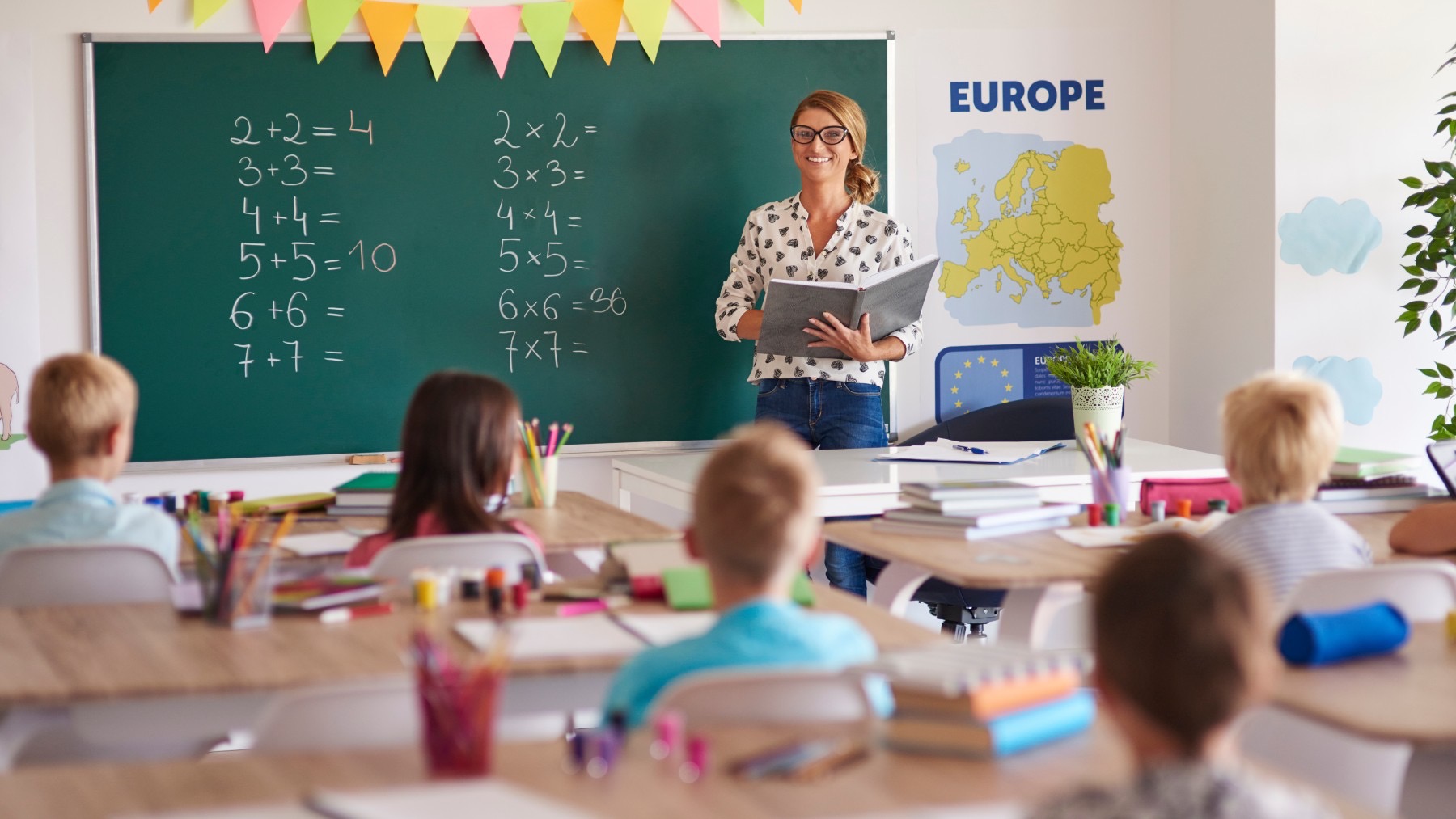 La Comunidad Valenciana lanza 1.959 plazas para maestros