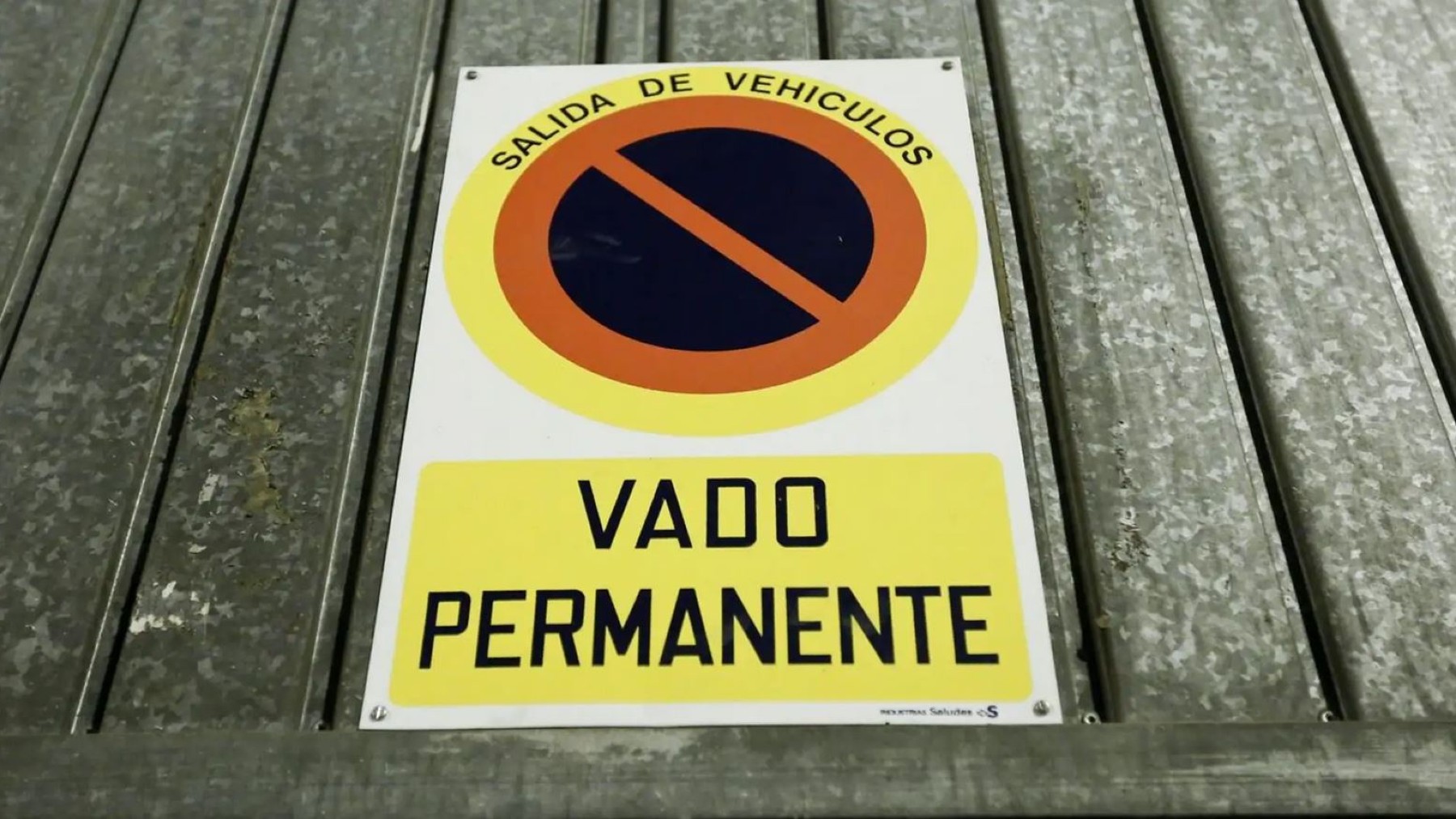 Aparcar en tu propio vado también está prohibido