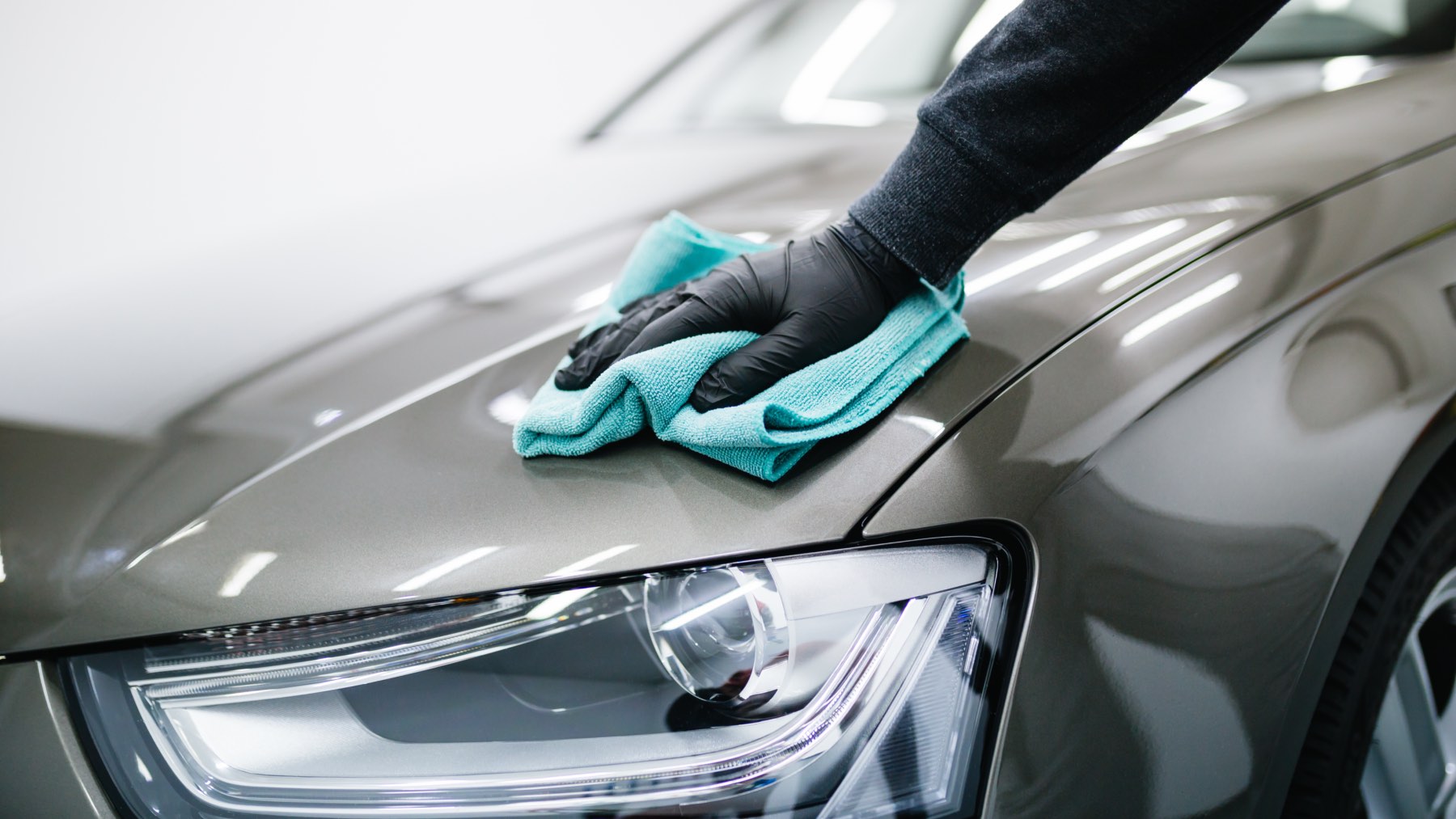 Manuel Carrasco (Wash Car CR): "Empecé lavando dos o tres coches"