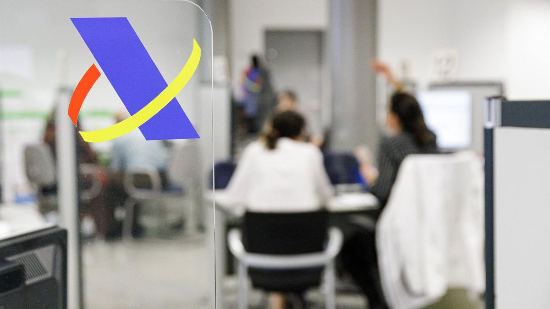 David Jiménez, experto en finanzas: "Utilizan la inteligencia artificial para estudiarte y esto hace saltar las alarmas".