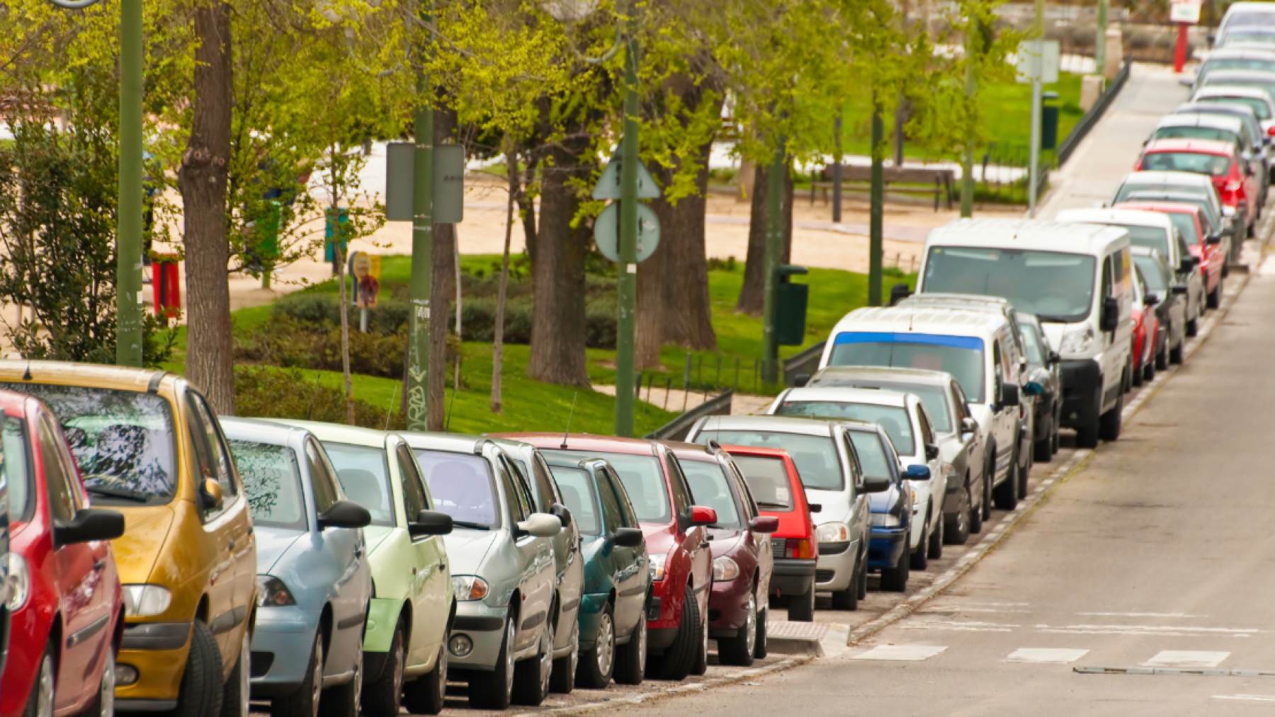 Ni 5 minutos ni 10: este es el tiempo medio que se tarda en encontrar aparcamiento en Madrid, según un estudio 1 Ni 5 minutos ni 10: este es el tiempo medio que se tarda en encontrar aparcamiento en Madrid, según un estudio