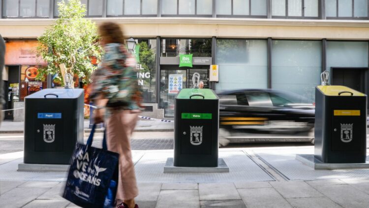 Adiós a pagar siempre la tasa de basuras en Madrid: la Ley 7/2022 abre excepciones clave para inquilinos en grandes ciudades (estos son los requisitos).