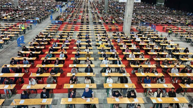 Confirmado: estas 3 oposiciones cuentan con miles de plazas, son fáciles de aprobar y pueden hacerte ganar un sueldazo 1 Confirmado: estas 3 oposiciones cuentan con miles de plazas, son fáciles de aprobar y pueden hacerte ganar un sueldazo.