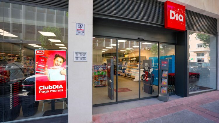 Confirmado: estos son los horarios de apertura de DIA, Lidl, Mercadona o Carrefour en Nochebuena y Nochevieja